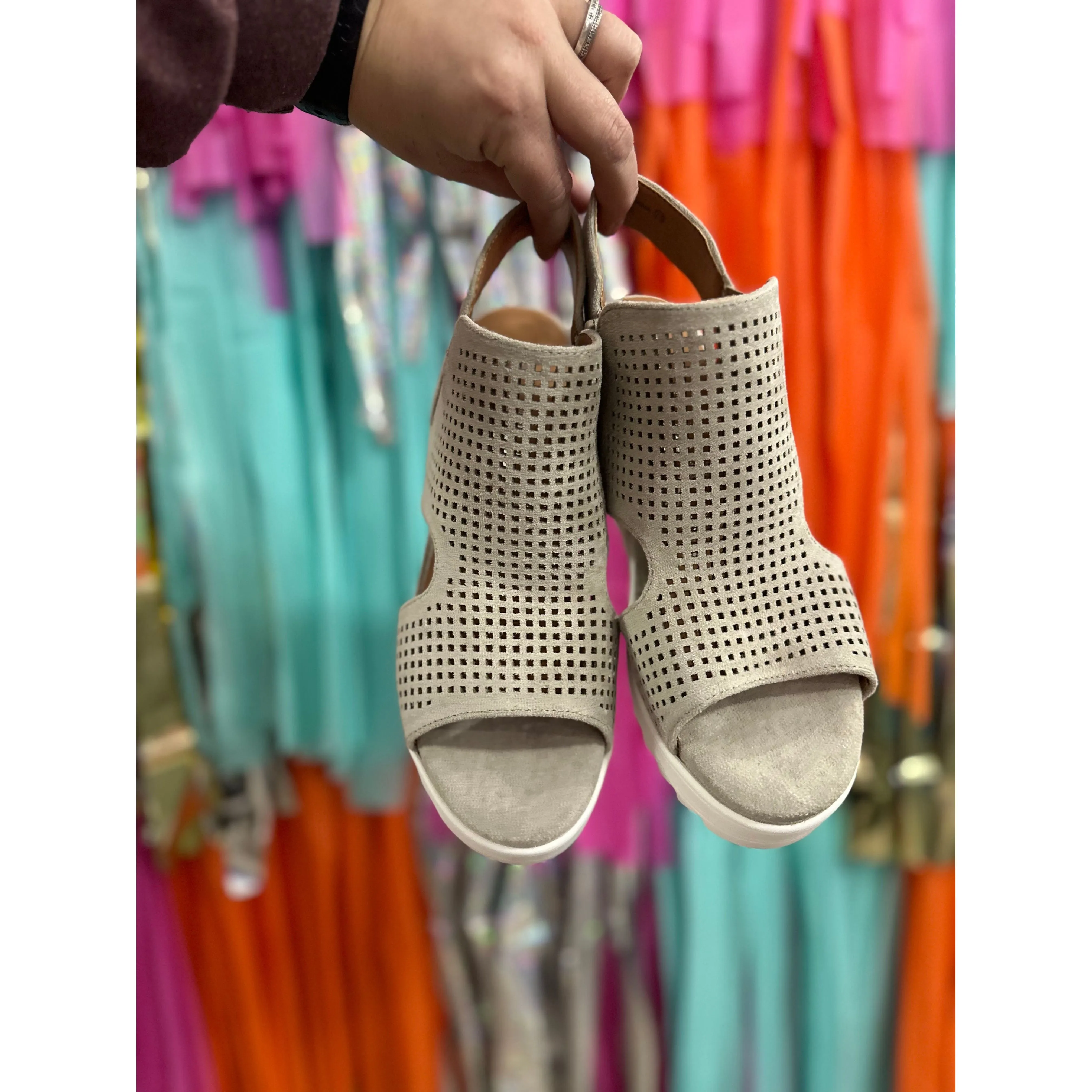 Amy   Light Grey // Very G   Shoe