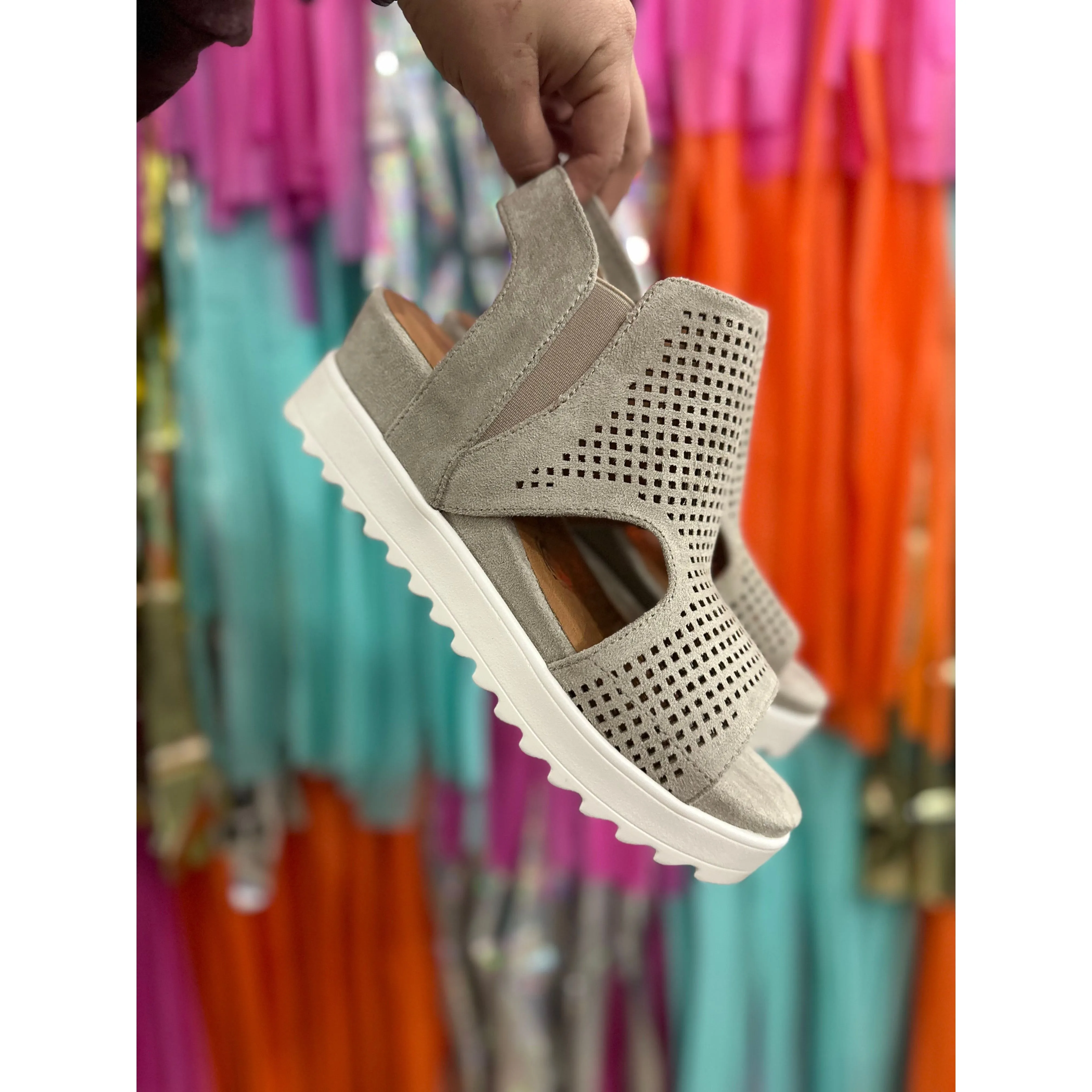 Amy   Light Grey // Very G   Shoe