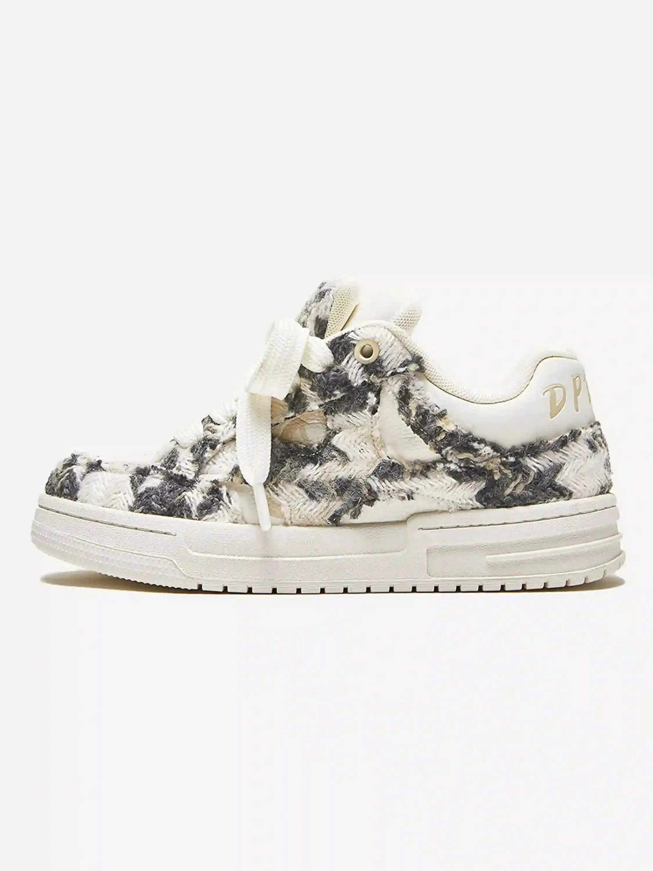 Bread Wear-Resistant Sneakers