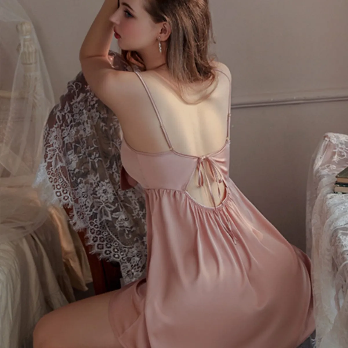 Larissa satin slip